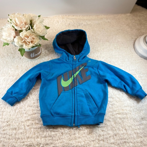 Nike baby 18 mnth zip up hooded‎ jacket - Picture 13 of 16